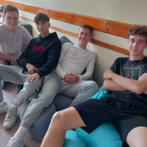 Pufy w szkole