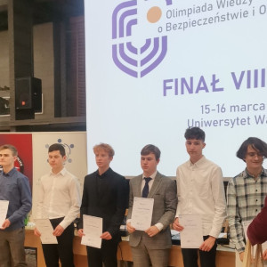 finalistą VIII edycji Olimpiady Wiedzy o Bezpieczeństwie i Obronności.