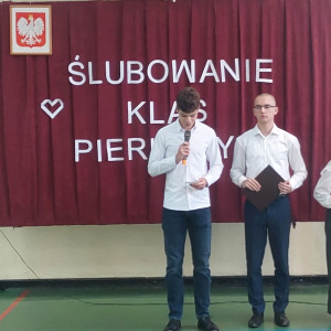 ślubowanie klas pierwszych