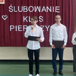 ślubowanie klas pierwszych