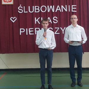 ślubowanie klas pierwszych
