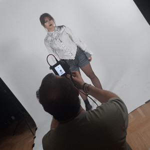 Udział ucznia w sesji fotograficznej, mentoringowej
