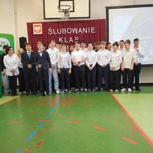 Dzień Edukacji Narodowej i ślubowanie klas pierwszych