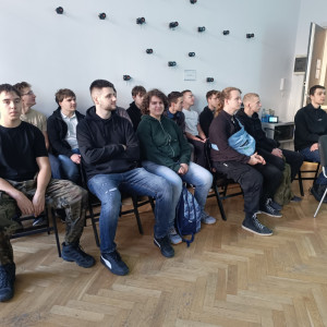 Przyszli geodeci z wizytą na PW